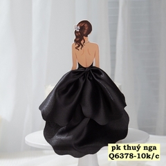 Cô gái váy vải-ĐEN MẪU 2 (TÓC XOĂN).