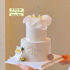 Hoa lan hồ điệp-TRẮNG  (kt 8cm).