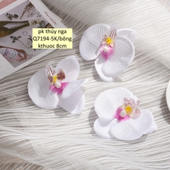 Hoa lan hồ điệp-TRẮNG  (kt 8cm).