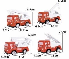 Set 4 xe cứu hỏa nhựa.
