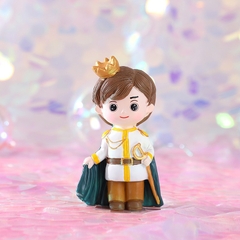 Tượng Hoàng tử áo choàng đen (sứ).