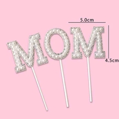 Set 5 Chữ MOM gắn hạt nhựa- TRẮNG size to.