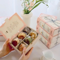 Set 10 hộp giấy hình quyển sách kt 20x13x6cm chia 6 ngăn (kt ngăn 6.5cmx6.5cm) -màu HỒNG.