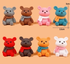 Set 8 gấu quàng khăn mix màu (nhựa đẹp kt 3.5cmx 5cm).