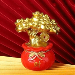 Cây tiền nhựa.