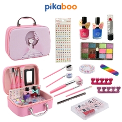 Vali trang điểm và làm nail bé gái