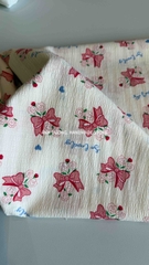 Vải xốp gạo (SLx0.5m khổ 1.5m) co dãn nhẹ, họa tiết Noel, Giáng Sinh, hoa nơ đỏ.