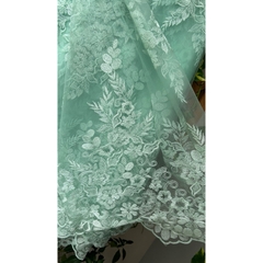 Vải lưới (SLx0.5m khổ 1.3m) thêu bông chân nhiều màu