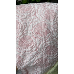 Vải Tafta (SLx0.5m khổ 1.4m) hoa hồng dập nổi