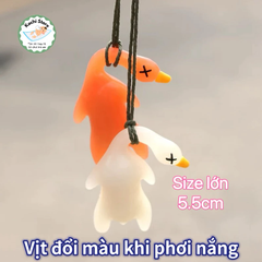 Móc Khoá Vịt Quay Đổi Màu Vui Nhộn, Móc Khóa Sáng Tạo Đồ Chơi Vô Tri