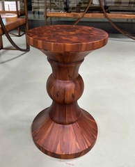 Bàn tròn decor gỗ tự nhiên dáng đồng hồ cát cách điệu
