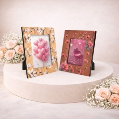 Khung hình chữ nhật gỗ hoạ tiết hoa văn cổ điển