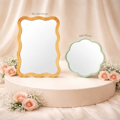 Gương treo gỗ lượn sóng thiết kế cách điệu tinh tế