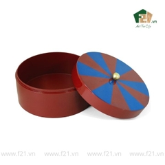 Hộp đựng tròn sơn mài có núm tay cầm kim loại