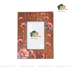 Khung hình chữ nhật gỗ hoạ tiết hoa văn cổ điển