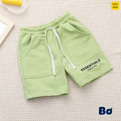 Quần đùi bé trai hoạ tiết chữ Essential, chất thun nỉ cotton đứng form, mềm mát cho bé mặc đi học đi chơi