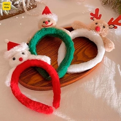 Cài tóc Noel đáng yêu cho bé – Điểm nhấn mùa giáng sinh