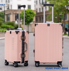 [Size 24] Vali khung nhôm HÙNG PHÁT 6008 Nhựa PC Khóa Sập Có Khay Để Cốc Móc Treo Tiện Lợi