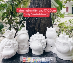 (Size to 16-23cm) Tượng thạch cao bé ba, labubu, kuromi, capybara, công chúa, siêu nhân, Set tô tượng kèm màu và bút vẽ