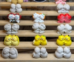 (Size to 16-23cm) Tượng thạch cao bé ba, labubu, kuromi, capybara, công chúa, siêu nhân, Set tô tượng kèm màu và bút vẽ