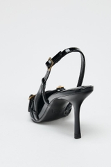 BUCKLE STRAP HEELS