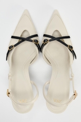 BUCKLE STRAP HEELS