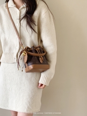 Chio2nd Bread Puppy Victoria Harbor Encounter Bucket Bag