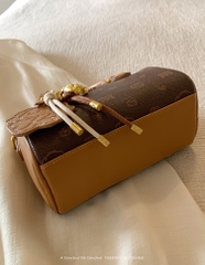 Chio2nd Bread Puppy Sunny Valley Echo Pillow Bag