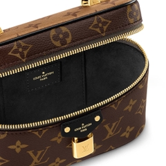 Túi Vanity Chain Pouch