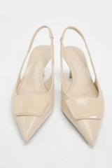 SLINGBACKS WITH HEEL DETAIL