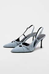 BUCKLE STRAP HEELS
