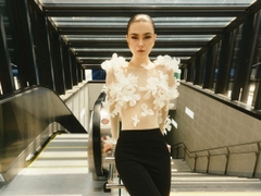 vee-bodysuit