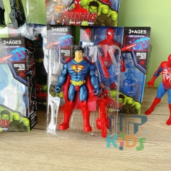 Hộp đồ chơi siêu anh hùng người nhện, người dơi Badman, Người khổng lồ xanh và siêu nhân kèm đèn, vũ khí cho bé