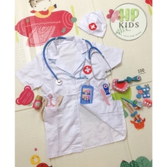 Áo Bác sĩ kèm nón cho bé Free size cho bé từ 3 đến 7 tuổi ( 14kg đến 24kg)