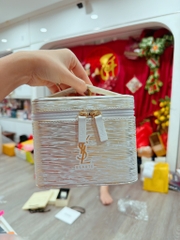 Cốp Mỹ Phẩm YSL Limited 2025 Gift (White&Gold)
