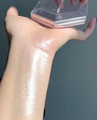 Phấn bắt sáng Fenty Beauty - Diamond Bomb