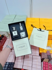 Sét Nước Hoa Jo Malone English Pear & Freesia Trip de Voyage: 50ml + 9ml + Nến