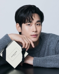 Sét Nước Hoa Jo Malone English Pear & Freesia Trip de Voyage: 50ml + 9ml + Nến