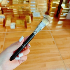 Cọ DIOR ( no box )
