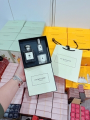 Sét Nước Hoa Jo Malone English Pear & Freesia Trip de Voyage: 50ml + 9ml + Nến