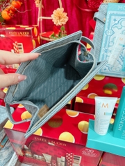 Set Dưỡng Tóc Morocanoil Holiday Kit (Bộ Dầu Gội & Dầu Xả 70ml + Tinh Dầu Dưỡng 100ml + Túi Da Cao Cấp)