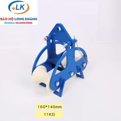 Con lăn kéo cáp 3 bánh nhựa