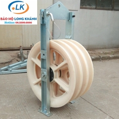 Puly kéo dây điện đường kính 320x80mm 3 rãnh