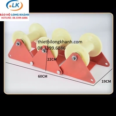 Con lăn kéo cáp 3 bánh nhựa