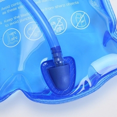 Túi Nước, Bình Nước Thể Thao TPU Có Vòi Hút Dung Tích 1L, 2L