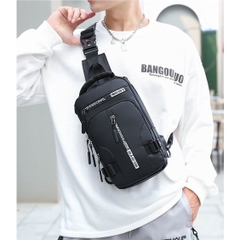 Túi Đeo Chéo Ngực Chống Trộm và Chống Nước với Cổng Sạc USB