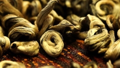 Cách Bảo Quản Trà Luôn Thơm Như Mới – Đừng Để Hương Trà Bay Mất!