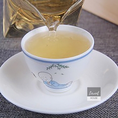 Bạch Hào Ngân Châm Vân Nam 500g Trà Búp Trắng Thượng Hạng Hộp Gỗ Quà Tặng