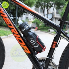 [HCM] Bình Nước Xe đạp Yiqan PP / Chai nước thể thao có nắm chắn bụi 650ml/710ml nước