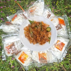 Xâu vò muối tôm hạt sa tế ( 10 bịch/ xâu ) ( tạm hết hàng )